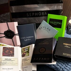 15 Different Samples in a Sephora Bag